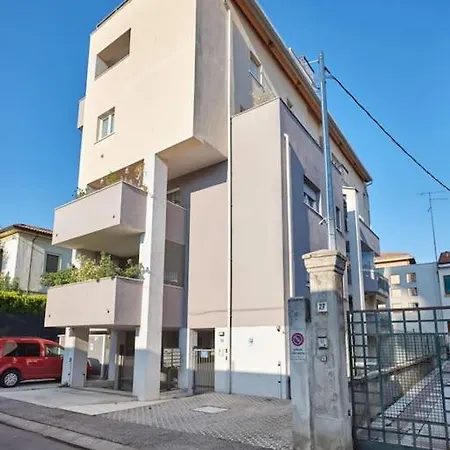 Apartman Leone